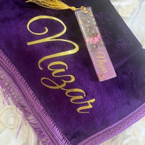 Tapis épais violet