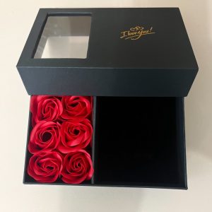 Coffret de Bijoux de Roses Rouges Parfumées à Offrir